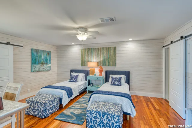 528 LIGHTHOUSE DR  # 6 #6 Unit 6 Horseshoe Bay, TX 78657