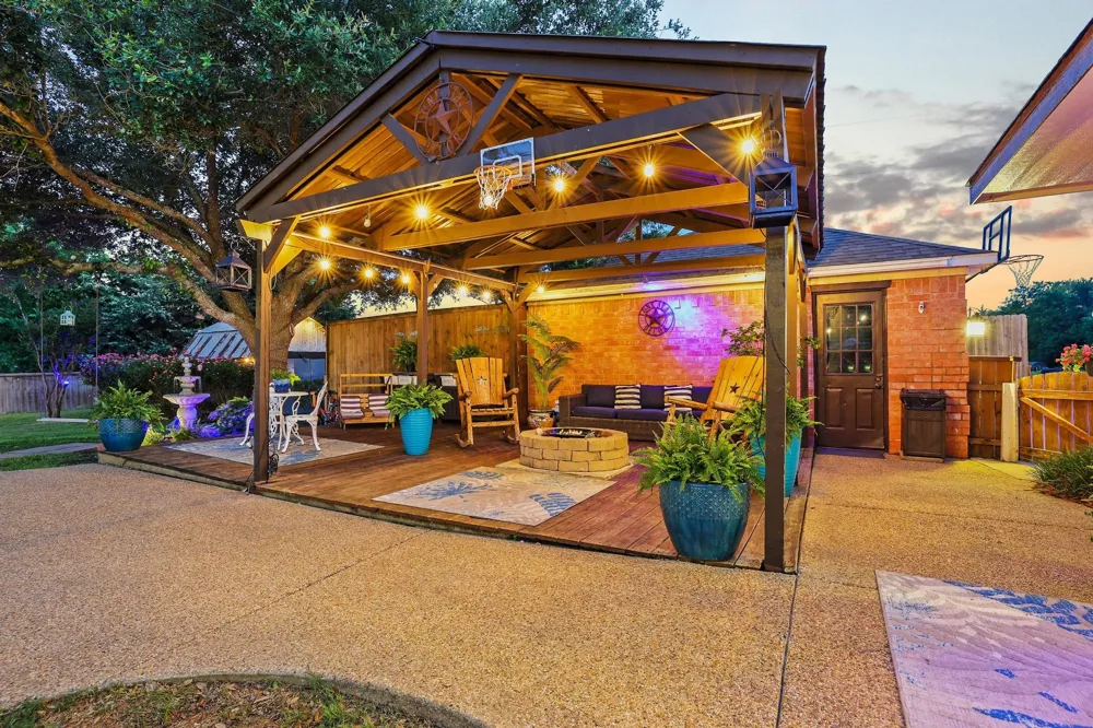 981 County Road 4918 Trenton, TX 75490
