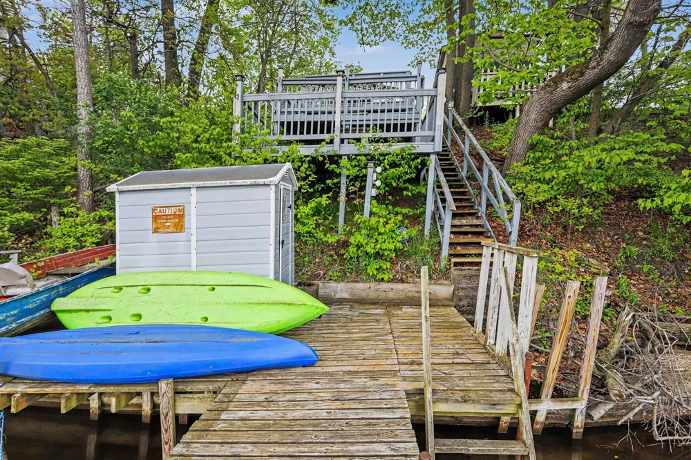 58858 River Heights Drive Three Rivers, MI 49093