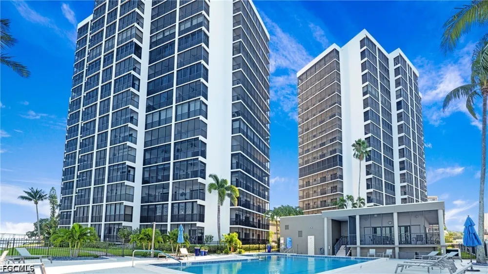 Virginia Avenue #601 Fort Myers, FL 33901