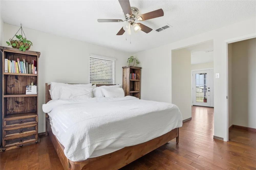 9213 Wilson Road Pilot Point, TX 76258