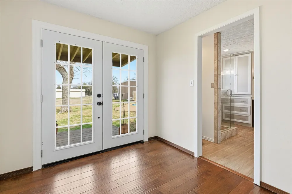 9213 Wilson Road Pilot Point, TX 76258