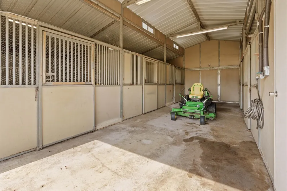 9213 Wilson Road Pilot Point, TX 76258
