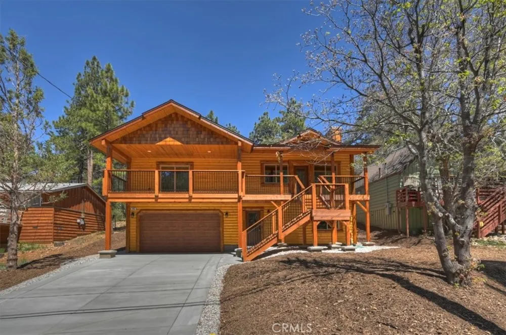415 Vista Sugarloaf, CA 92386