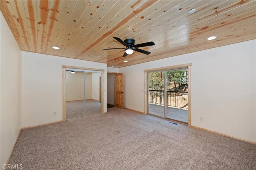 415 Vista Sugarloaf, CA 92386