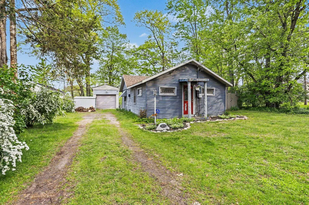 58858 River Heights Drive Lockport Township, MI 49093