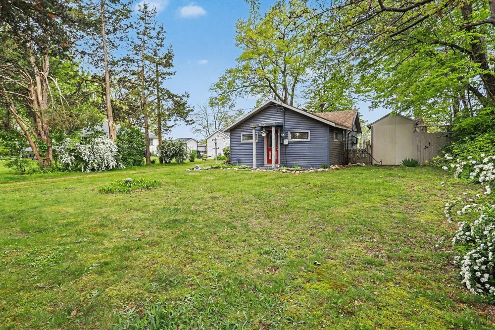 58858 River Heights Drive Lockport Township, MI 49093