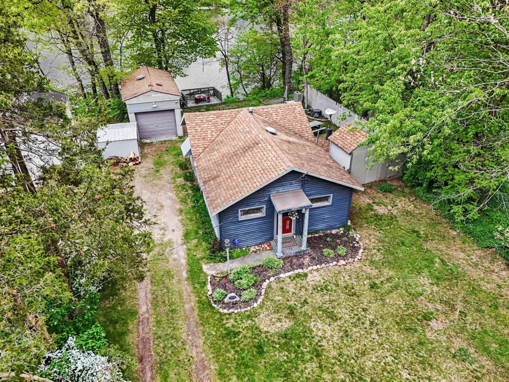 58858 River Heights Drive Lockport Township, MI 49093