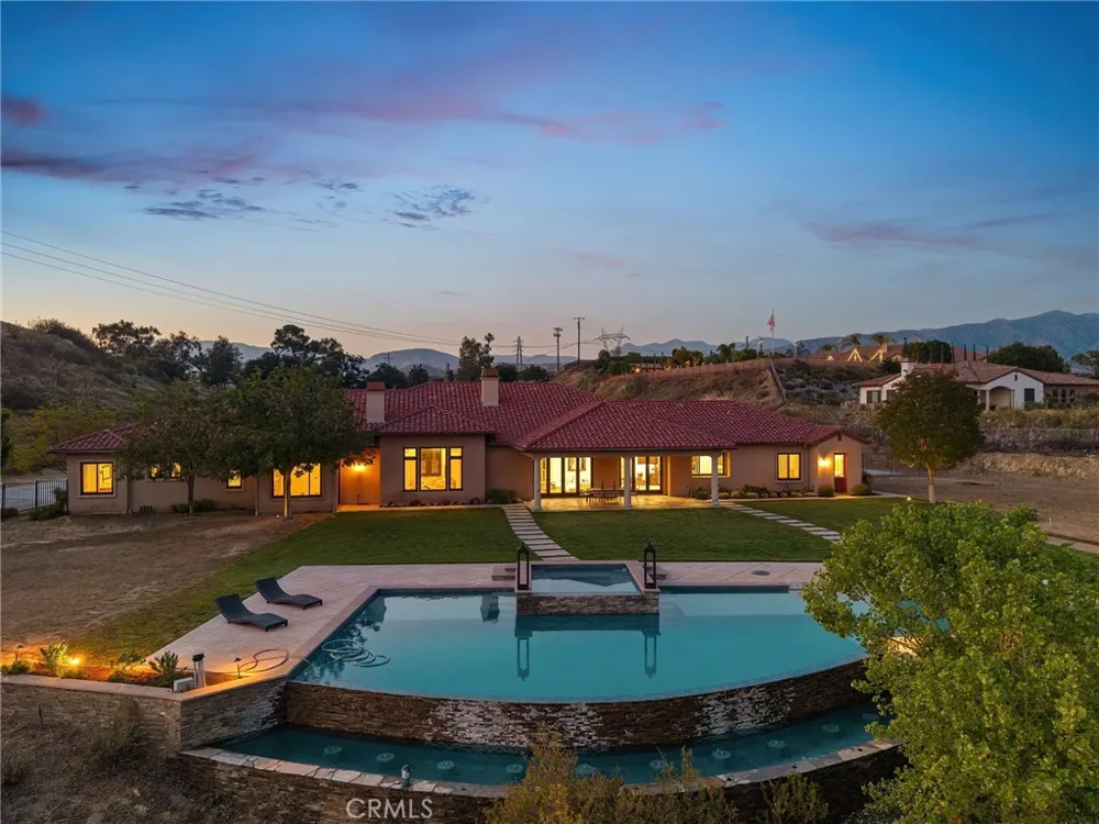 10727 W Stallion Ranch Road Shadow Hills, CA 91040