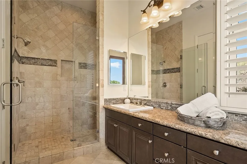 10727 W Stallion Ranch Road Shadow Hills, CA 91040