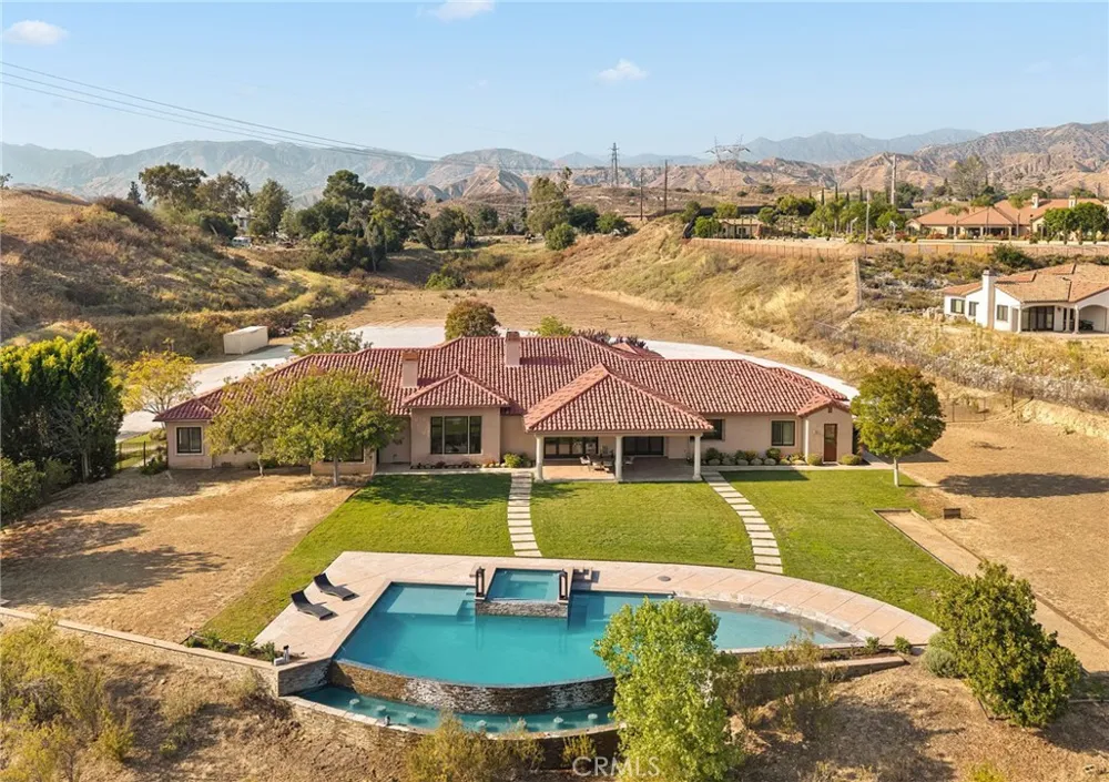 10727 W Stallion Ranch Road Shadow Hills, CA 91040
