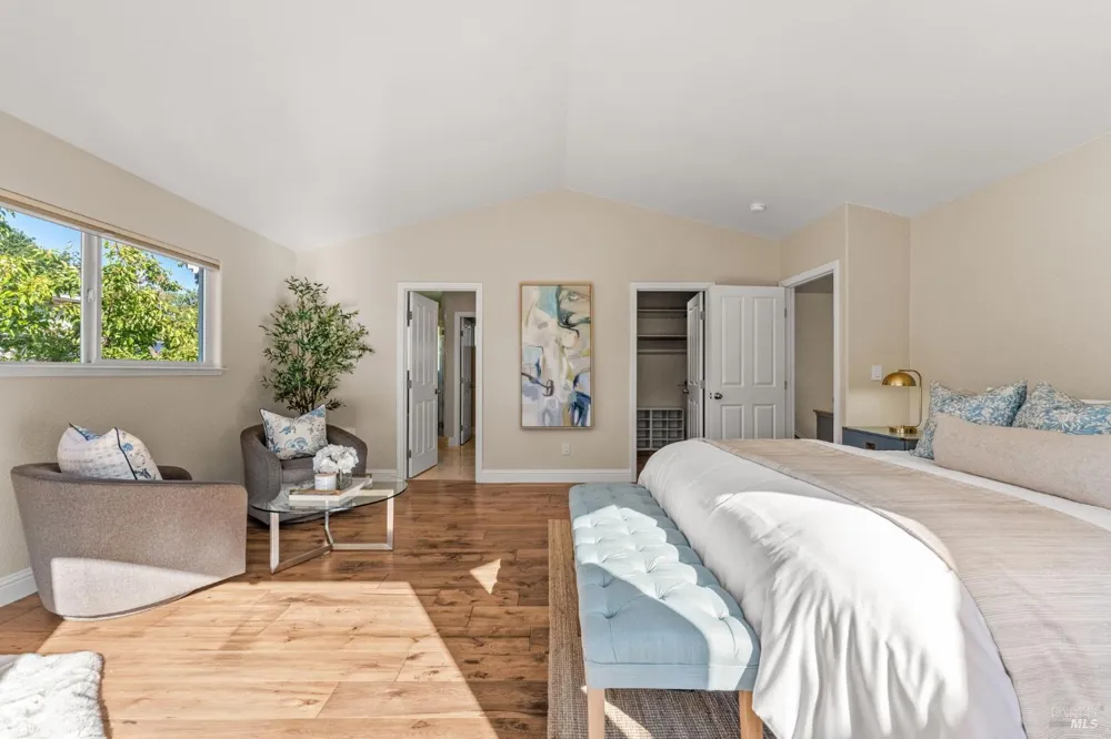 708 Hunt Avenue St. Helena, CA 94574