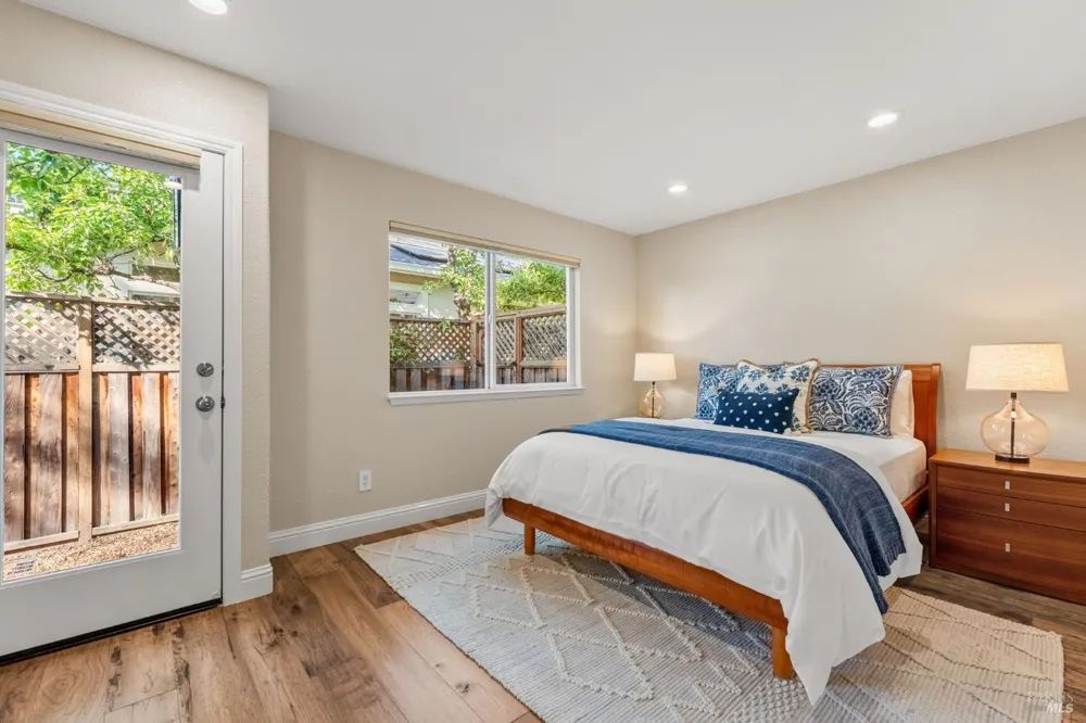 708 Hunt Avenue St. Helena, CA 94574