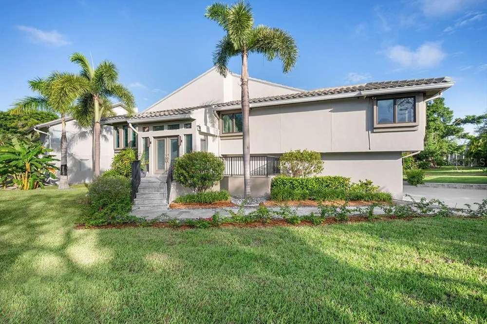 3210 BAYOU SOUND Longboat Key, FL 34228