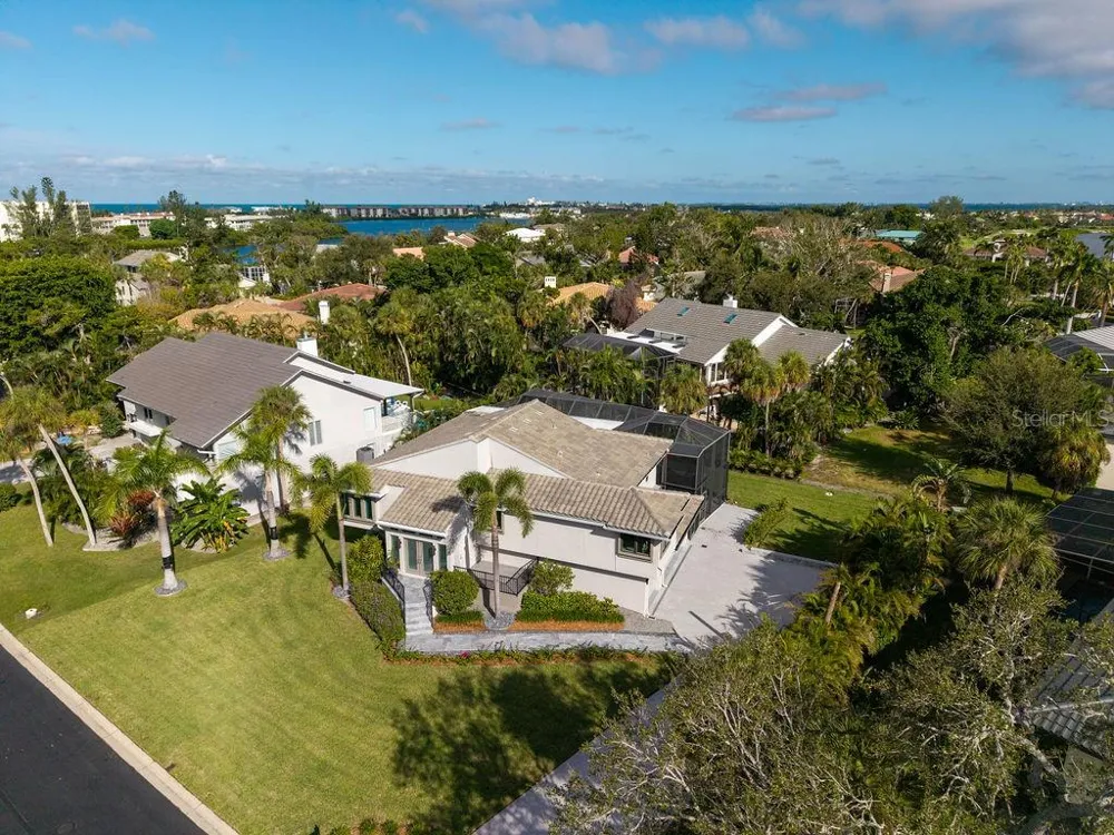 3210 BAYOU SOUND Longboat Key, FL 34228