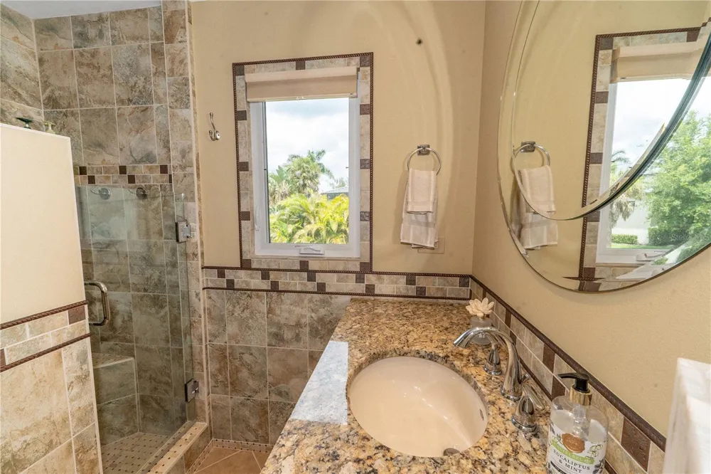 3210 BAYOU SOUND Longboat Key, FL 34228