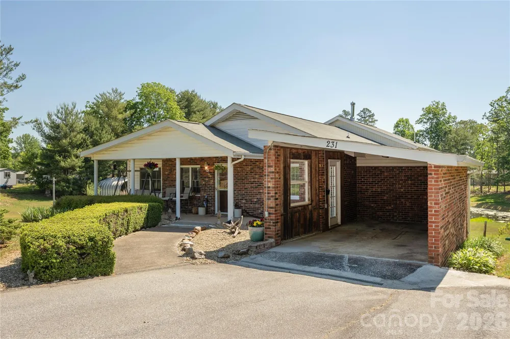 231 Allen Road East Flat Rock, NC 28726