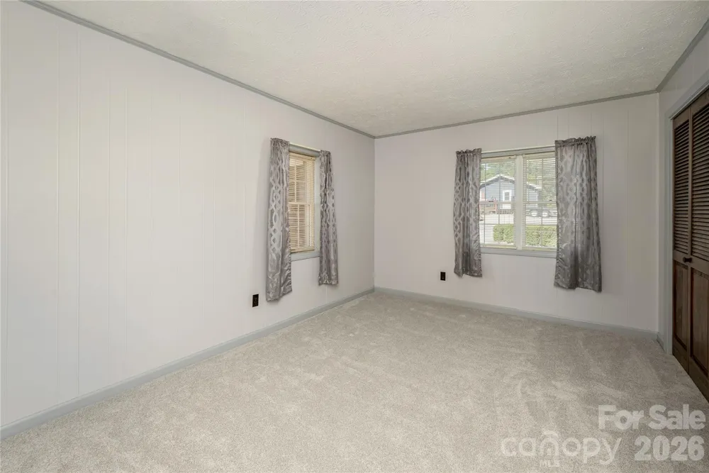 231 Allen Road East Flat Rock, NC 28726