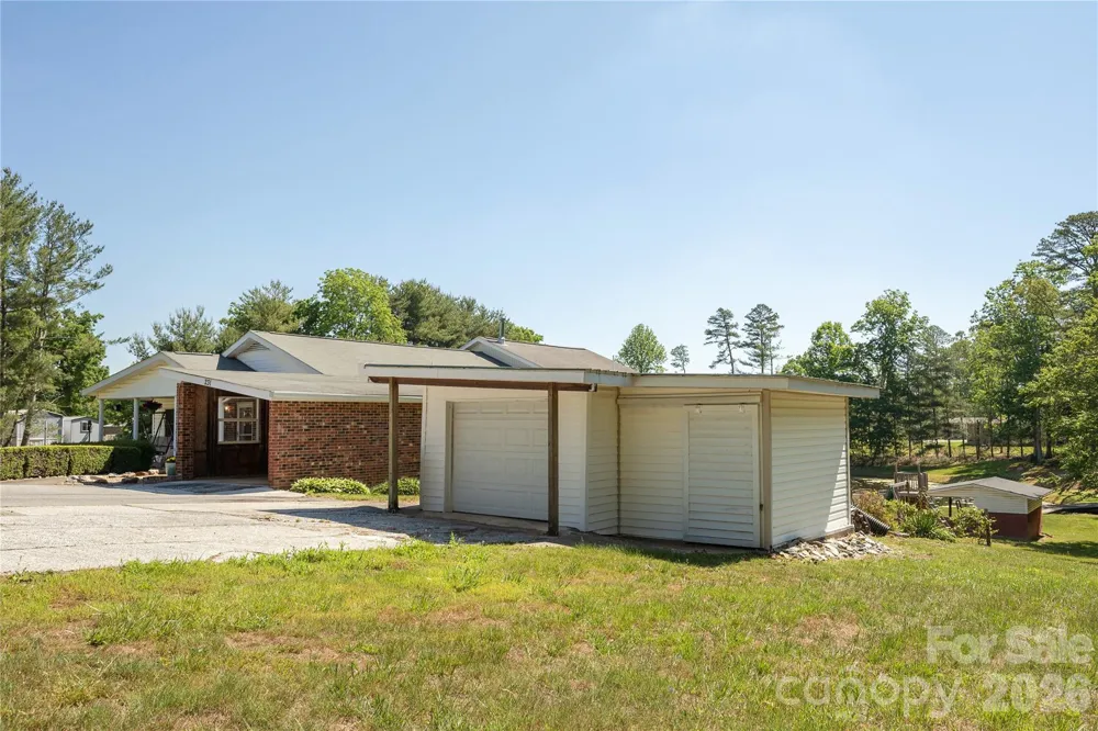 231 Allen Road East Flat Rock, NC 28726