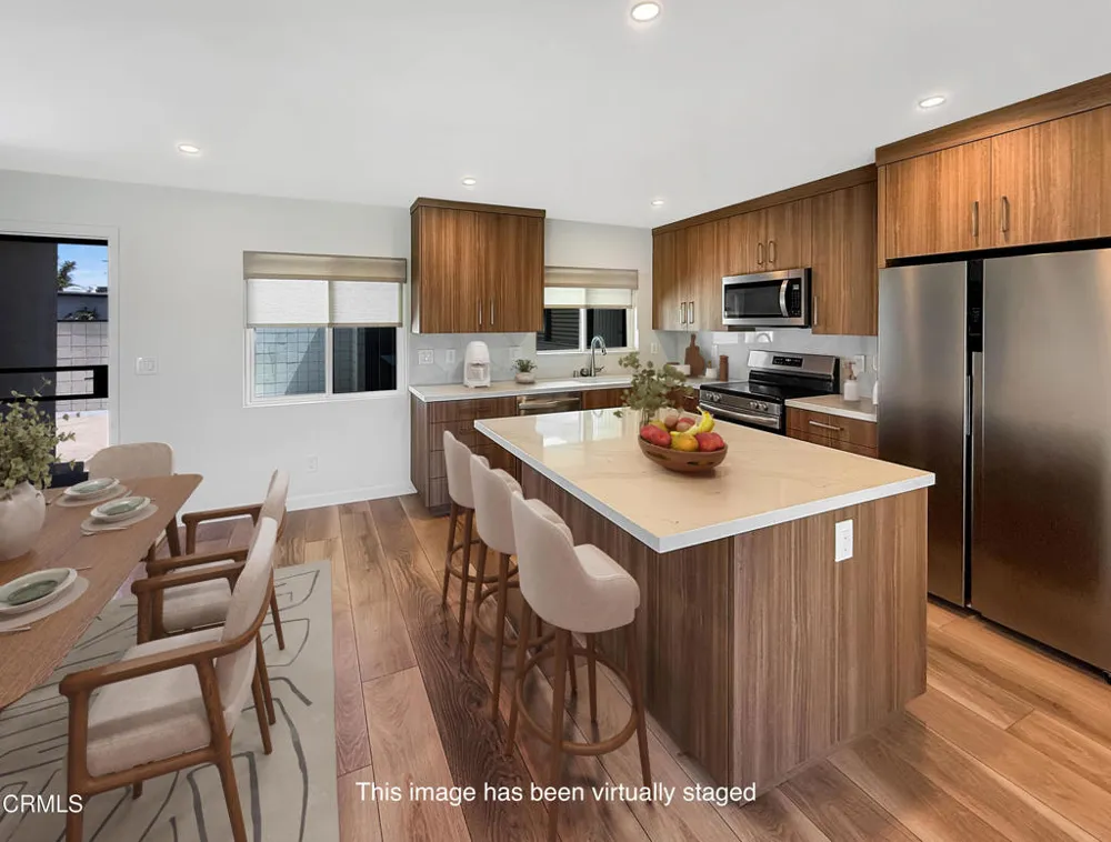 61 Redwood Avenue Ventura, CA 93003