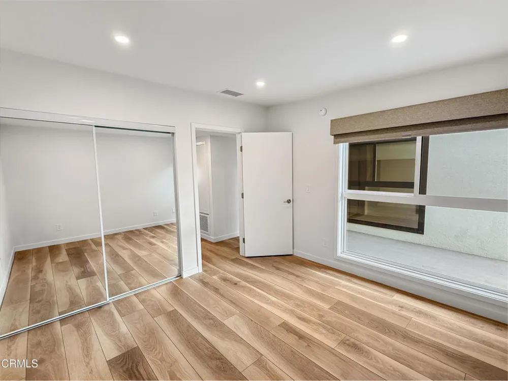 61 Redwood Avenue Ventura, CA 93003