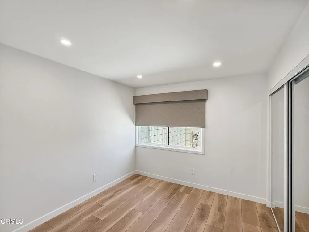 61 Redwood Avenue Ventura, CA 93003