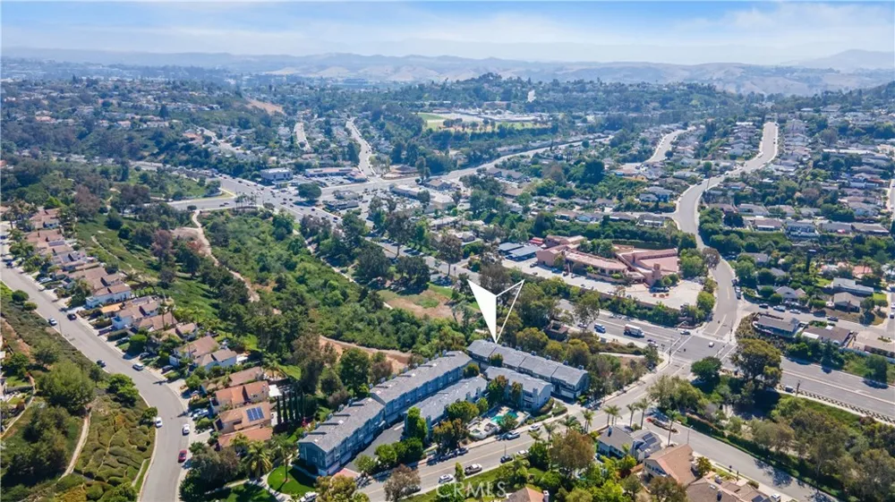 24879 Nueva Vista Laguna Niguel, CA 92677