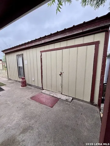 86 Chandler Ave Brackettville, TX 78832