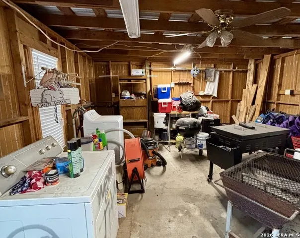 86 Chandler Ave Brackettville, TX 78832