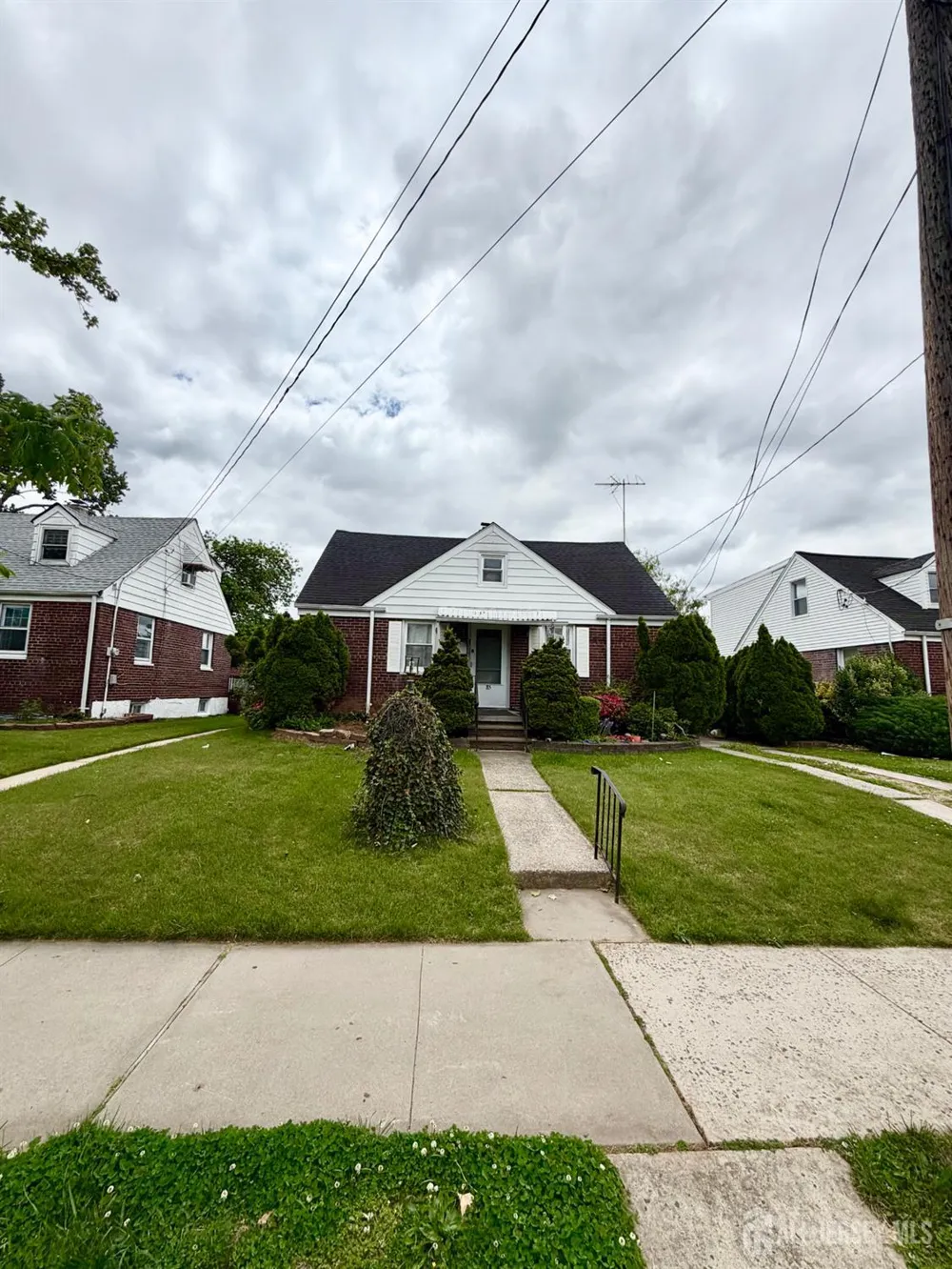 85 Hermann Avenue Carteret, NJ 07008
