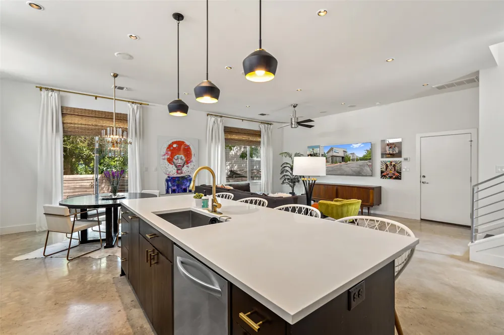 2105 Goodrich Avenue #2 Austin, TX 78704