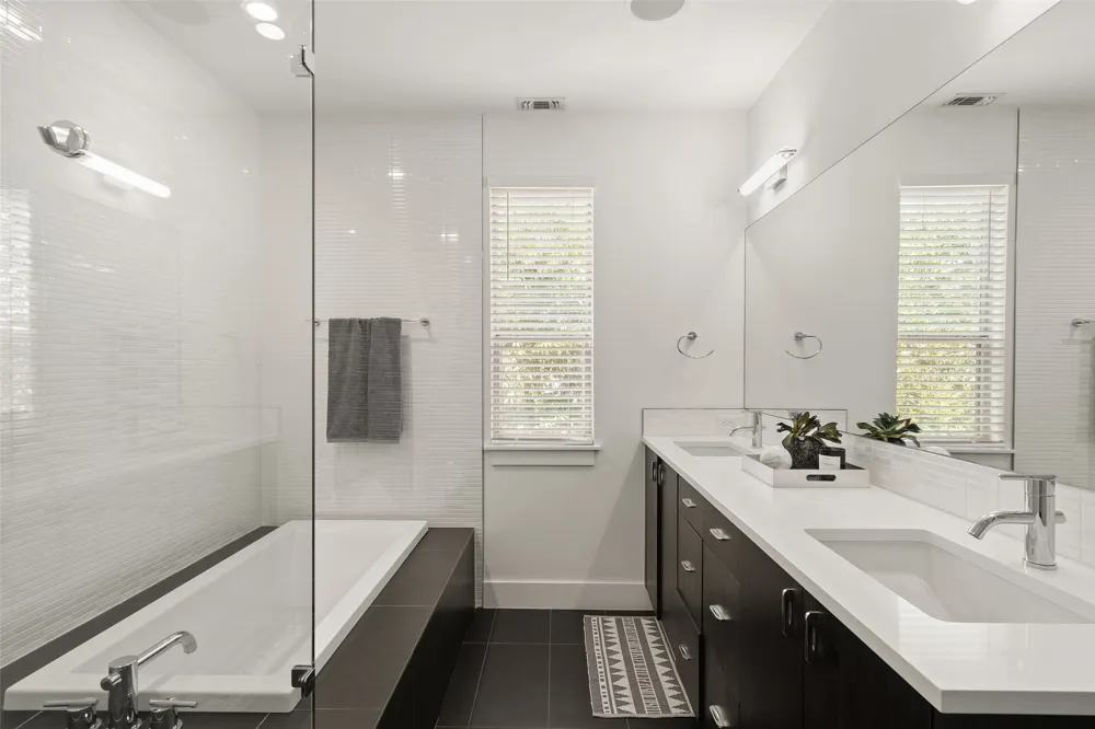 2105 Goodrich Avenue #2 Austin, TX 78704