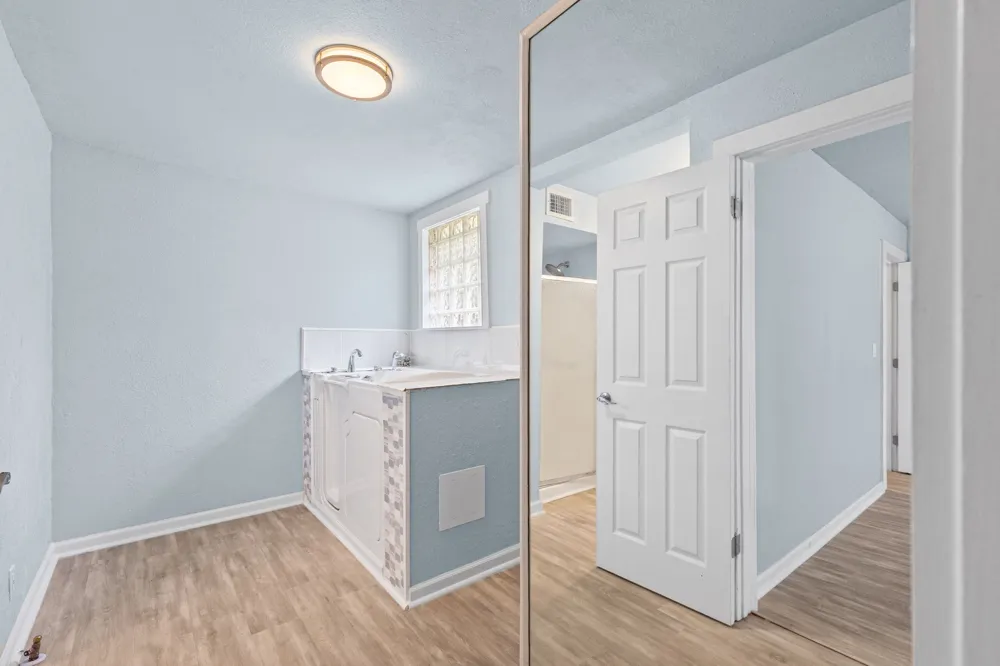 208 Lee Ivie Lane Emory, TX 75440
