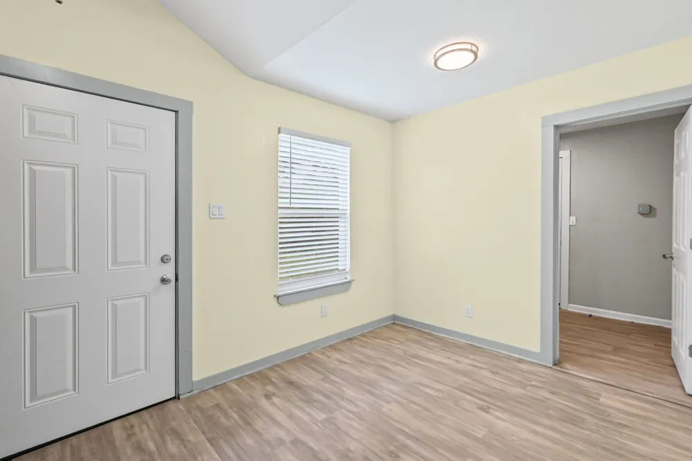 208 Lee Ivie Lane Emory, TX 75440