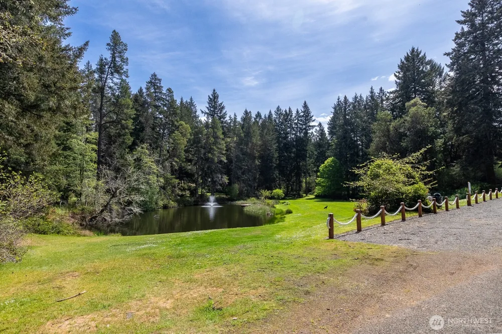 12027 Country Club Drive Anderson Island, WA 98303
