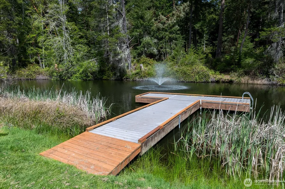 12027 Country Club Drive Anderson Island, WA 98303