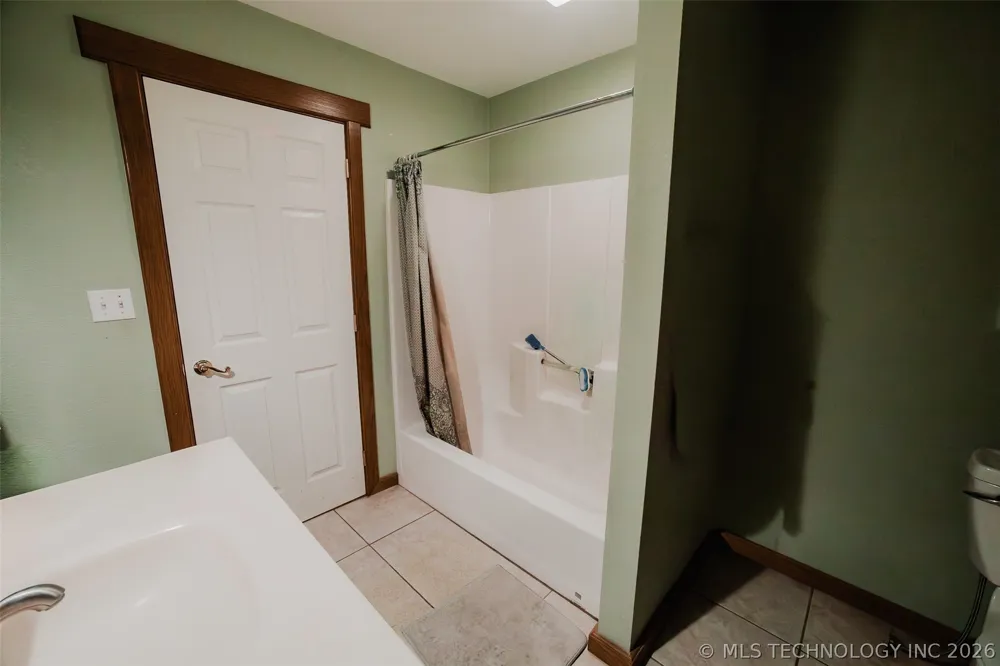 11915 S 24th Street W Oktaha, OK 74450