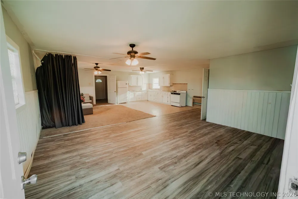 11915 S 24th Street W Oktaha, OK 74450