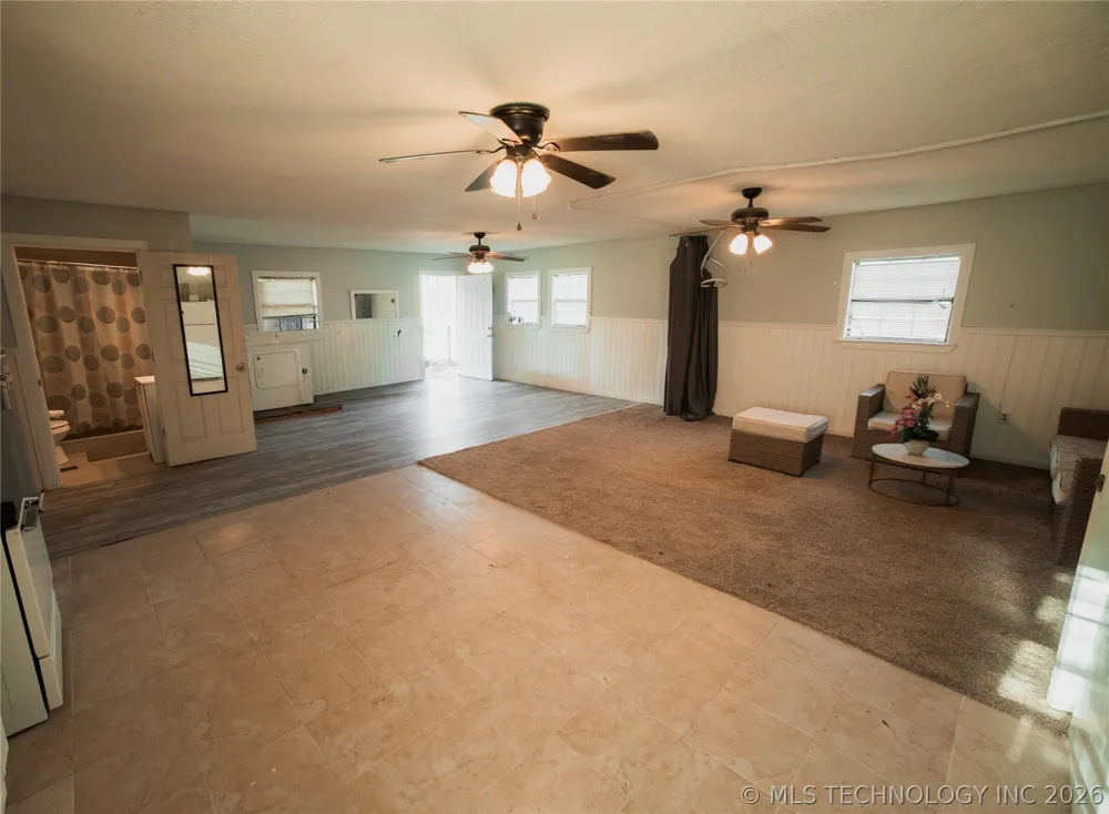 11915 S 24th Street W Oktaha, OK 74450