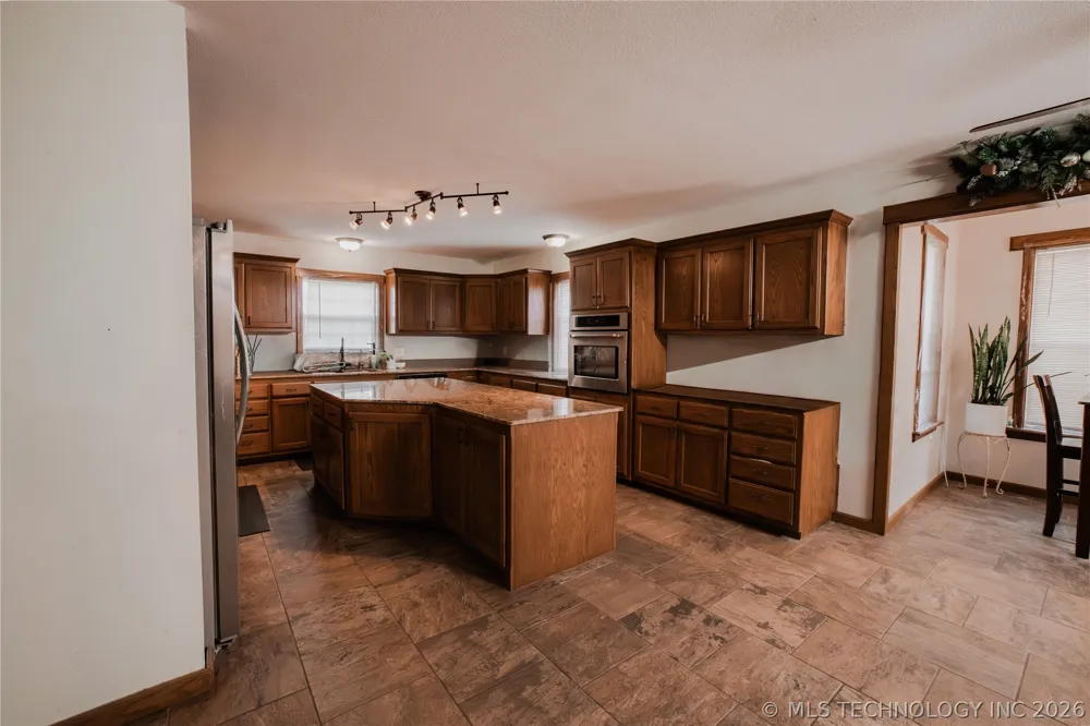 11915 S 24th Street W Oktaha, OK 74450