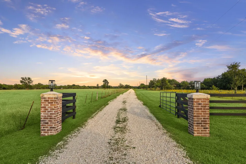 2258 Maler Road Sealy, TX 77474