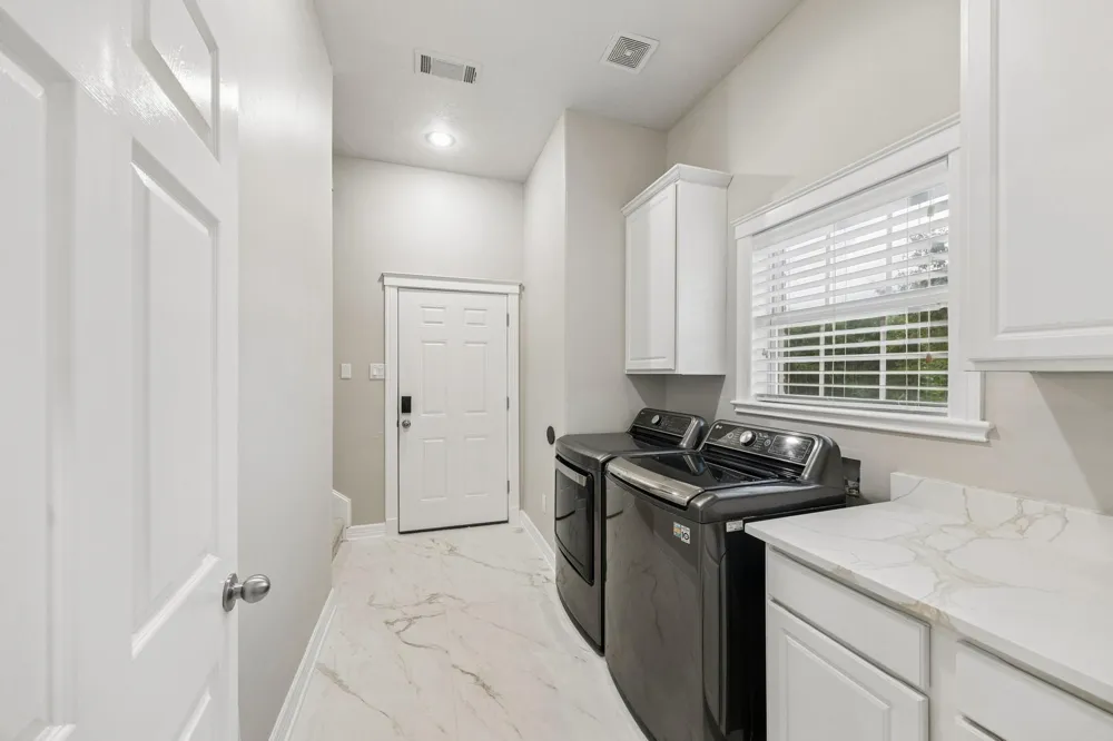 2258 Maler Road Sealy, TX 77474
