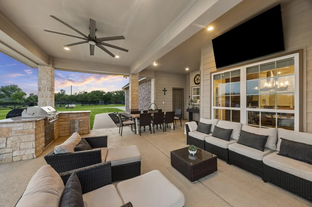 2258 Maler Road Sealy, TX 77474
