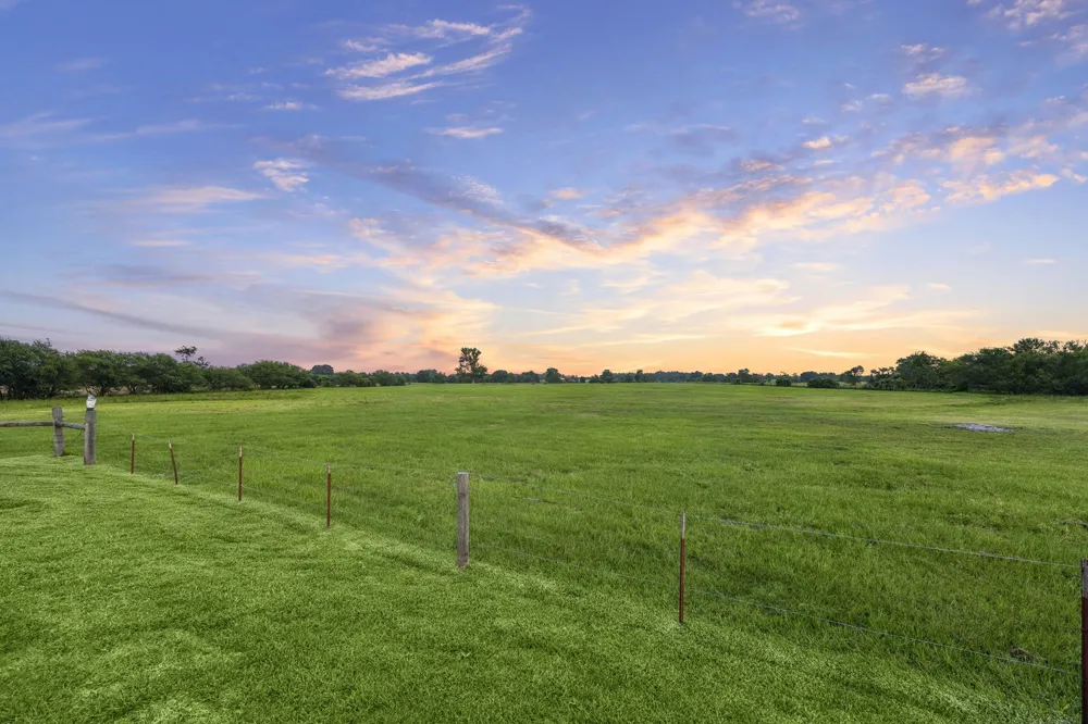 2258 Maler Road Sealy, TX 77474