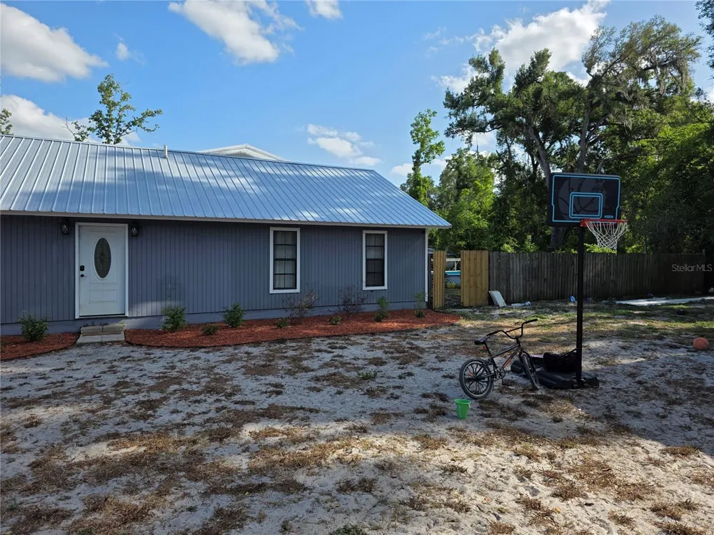 142 NE 112TH AVENUE Old Town, FL 32680