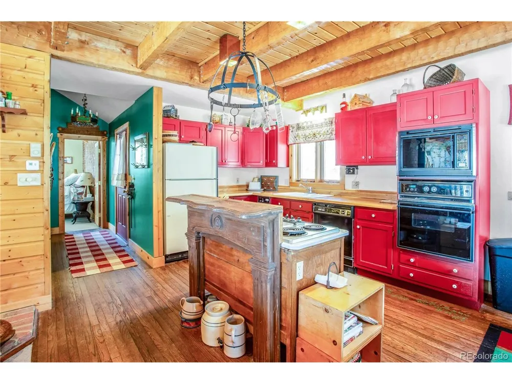 22590 County Road 292a Nathrop, CO 81236