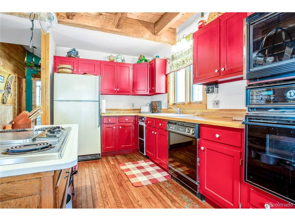22590 County Road 292a Nathrop, CO 81236