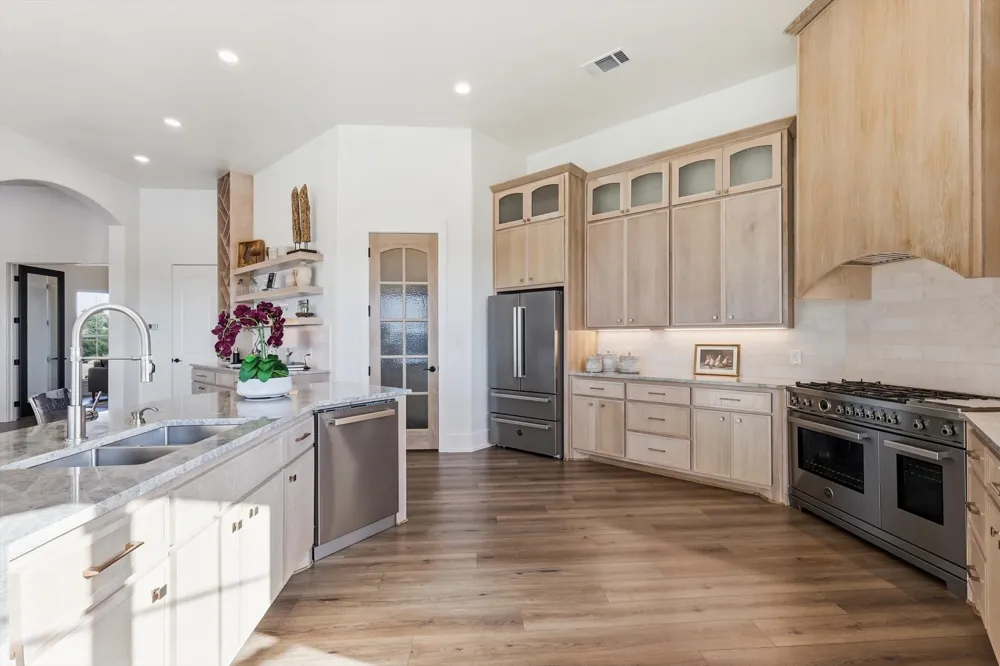 7085 W Hells Gate Drive Possum Kingdom Lake, TX 76475