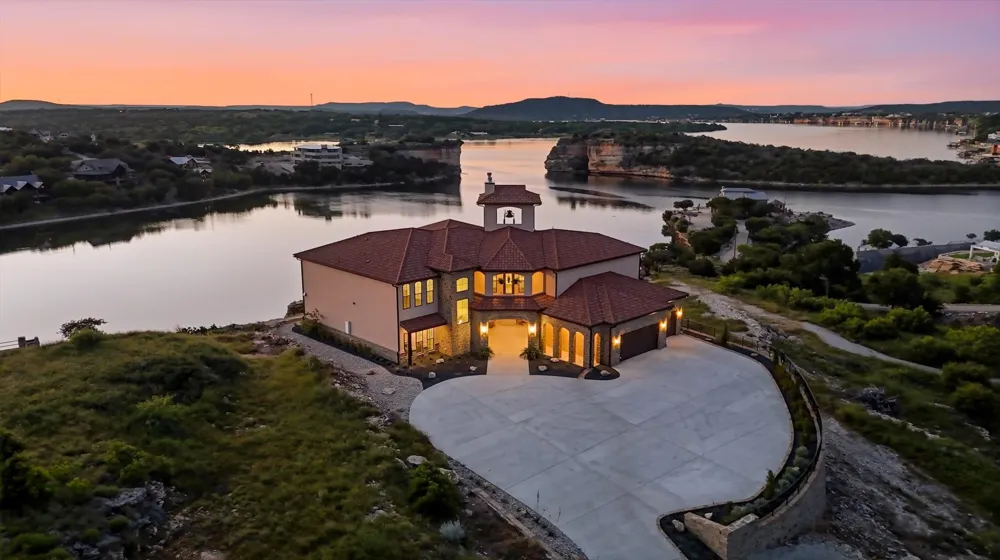 7085 W Hells Gate Drive Possum Kingdom Lake, TX 76475