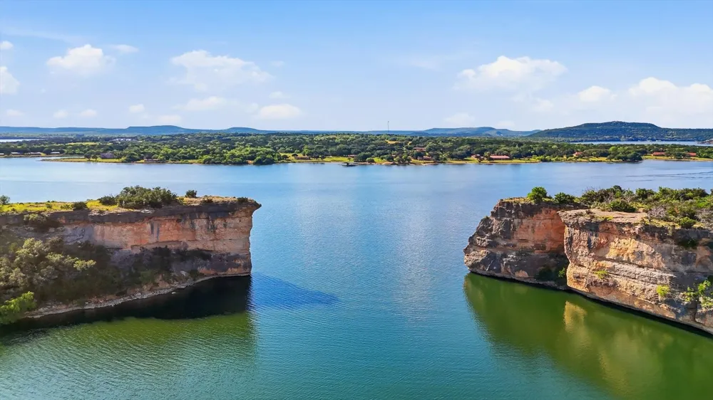 7085 W Hells Gate Drive Possum Kingdom Lake, TX 76475